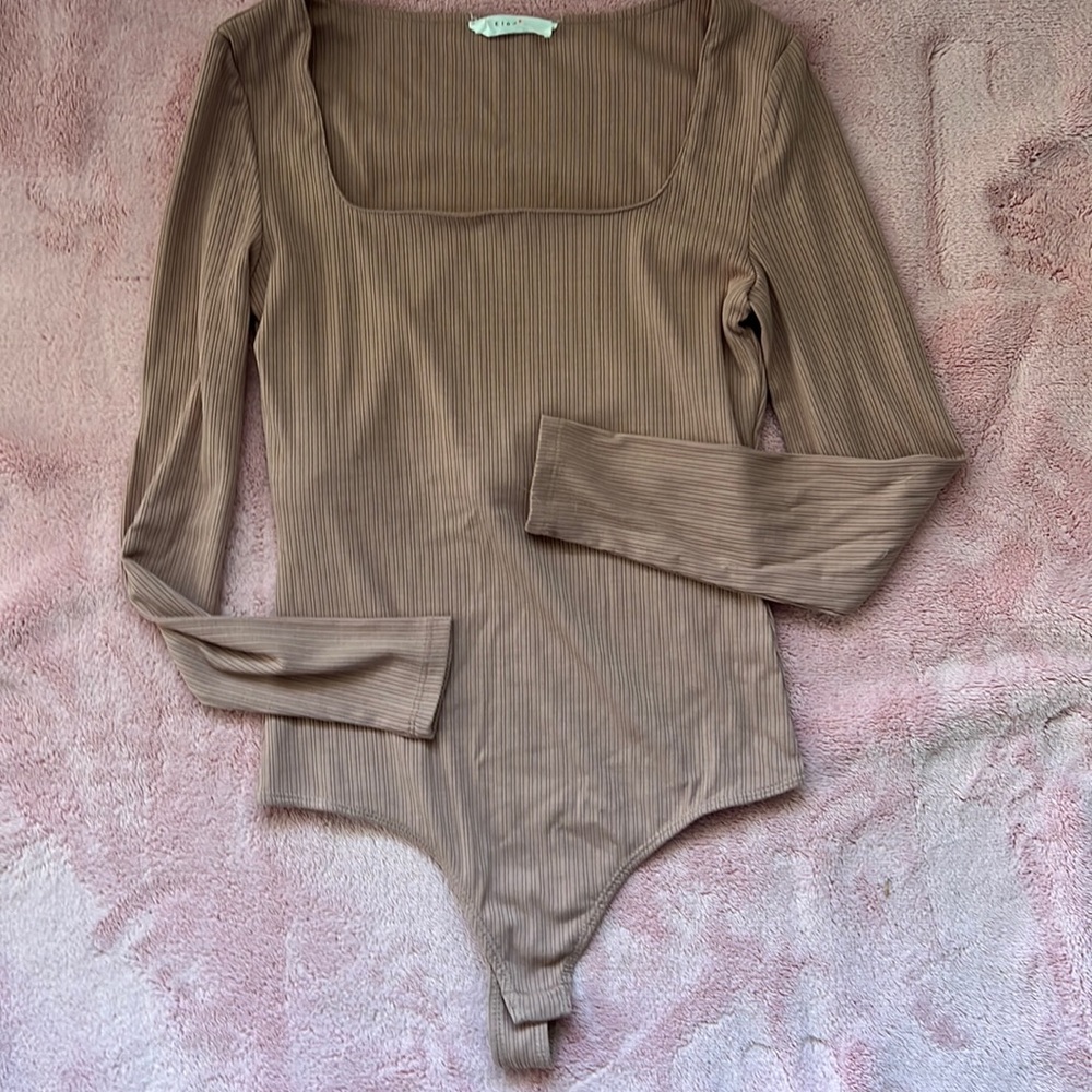 Elodie top size Small